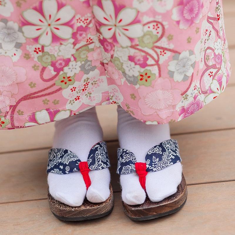 Japanese Tabi Toe Socks Cotton Bamboo Fiber Flip Flops Two Fingers – Earth  Thanks