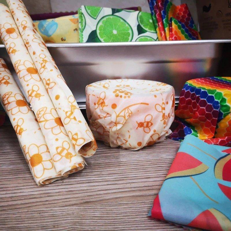 Bee's Wrap Reusable Beeswax Food Wraps Made in the USA, Eco Friendly  Beeswax Food Wrap, Sustainable Food Storage Containers, Organic Cotton Food